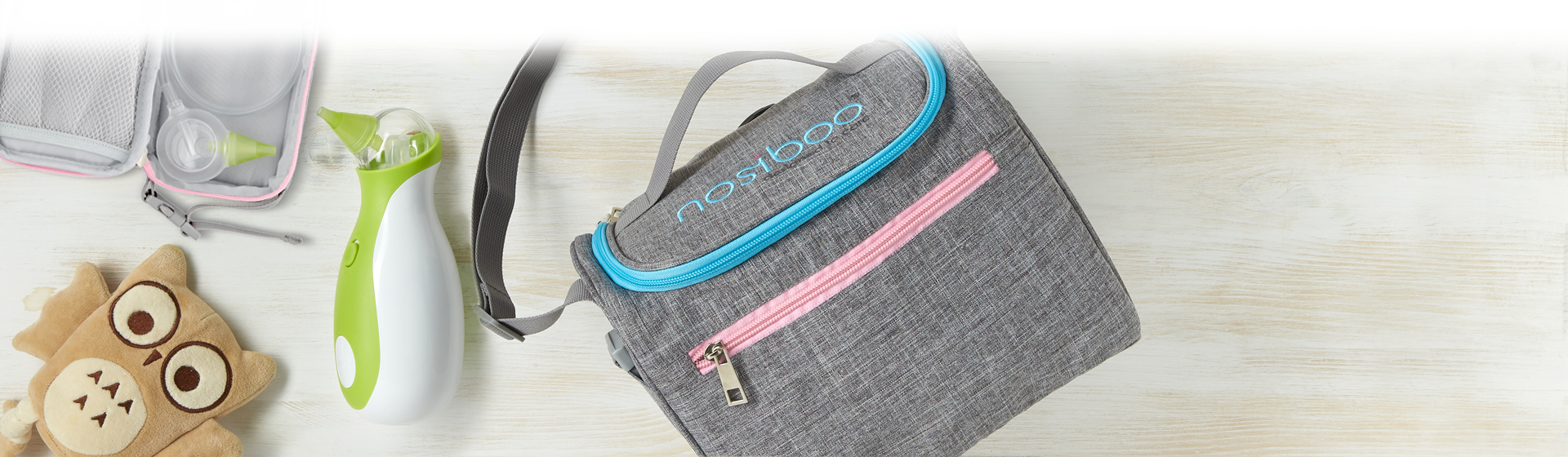 Erfahren Sie mehr über die beiden Taschen Nosiboo Bag Baby Organizer und Nosiboo Bag Hygienetasche